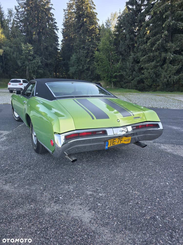 Buick Riviera - 4
