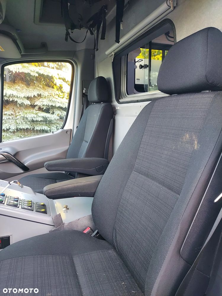 Mercedes-Benz Sprinter 519 - 6