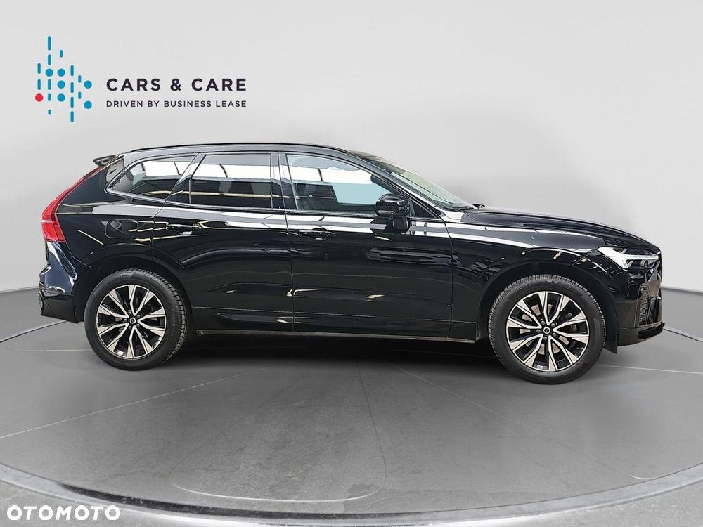 Volvo XC 60 B4 B Plus Dark - 8