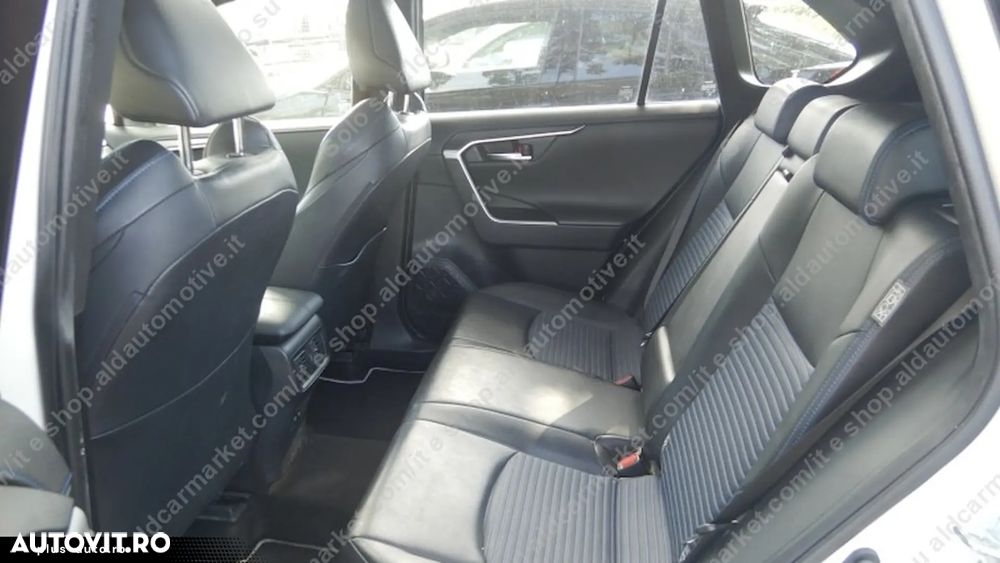 Toyota RAV4 2.5 4x4 Lounge - 8