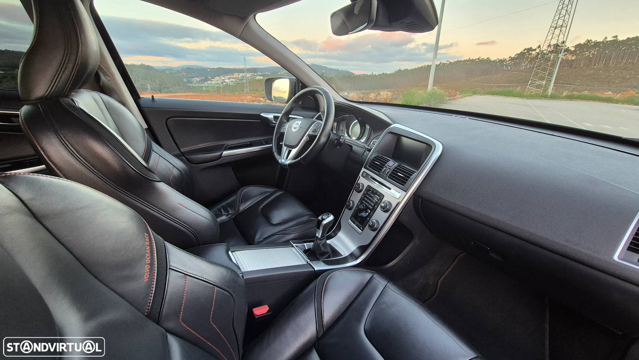 Volvo XC 60 2.0 D4 VOR - 11