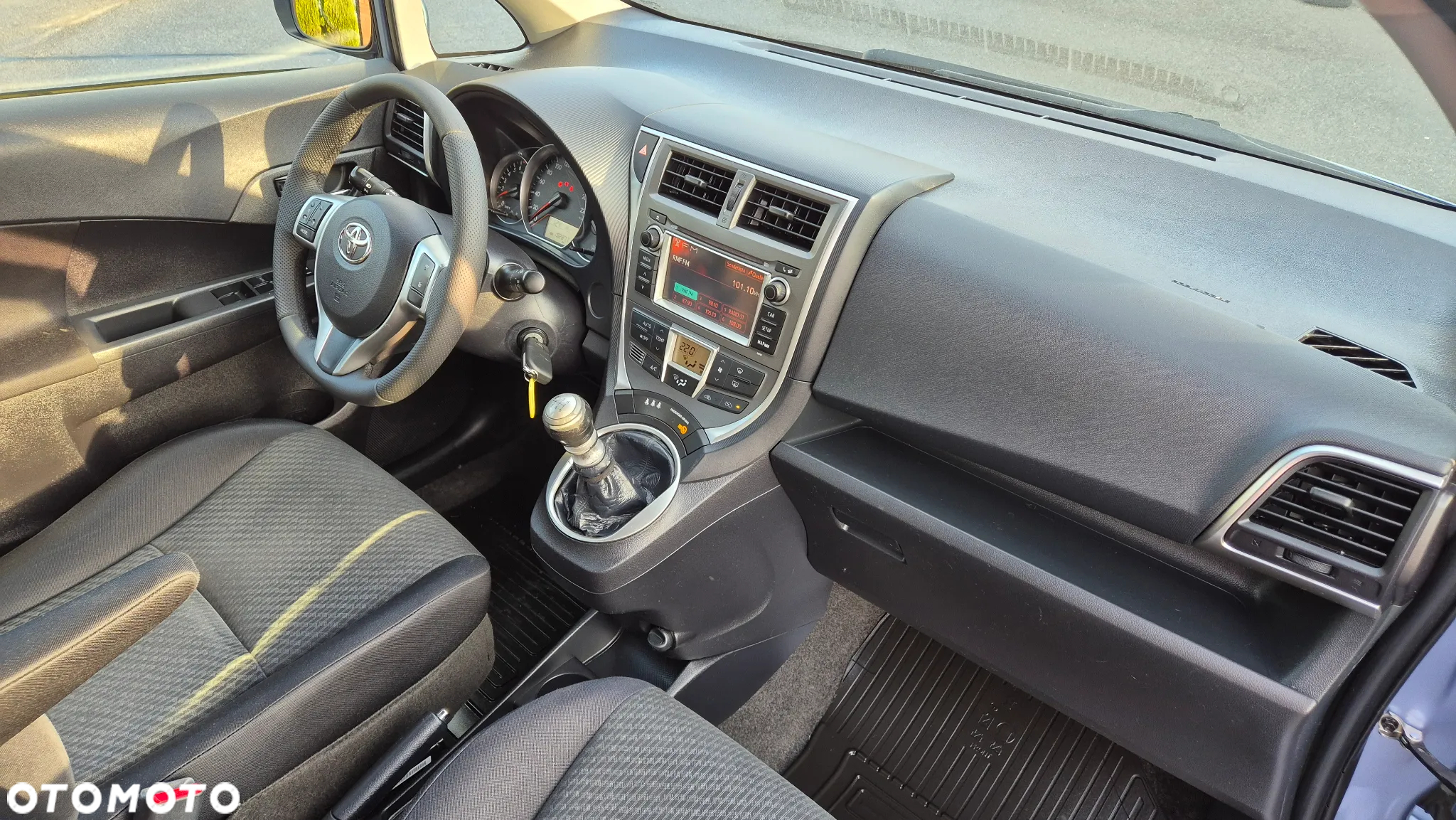 Toyota Verso S 1.33 VVT-i Comfort - 8