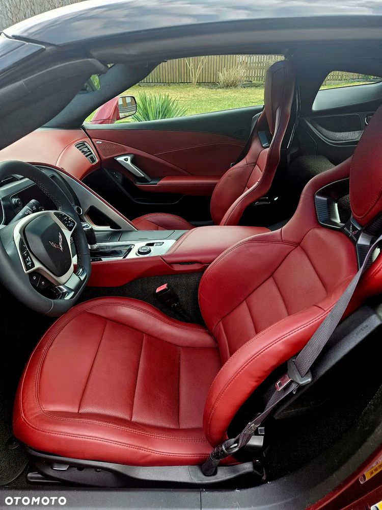 Chevrolet Corvette - 9
