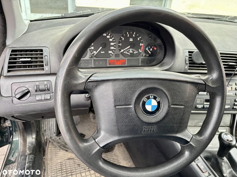 BMW Seria 3 - 12
