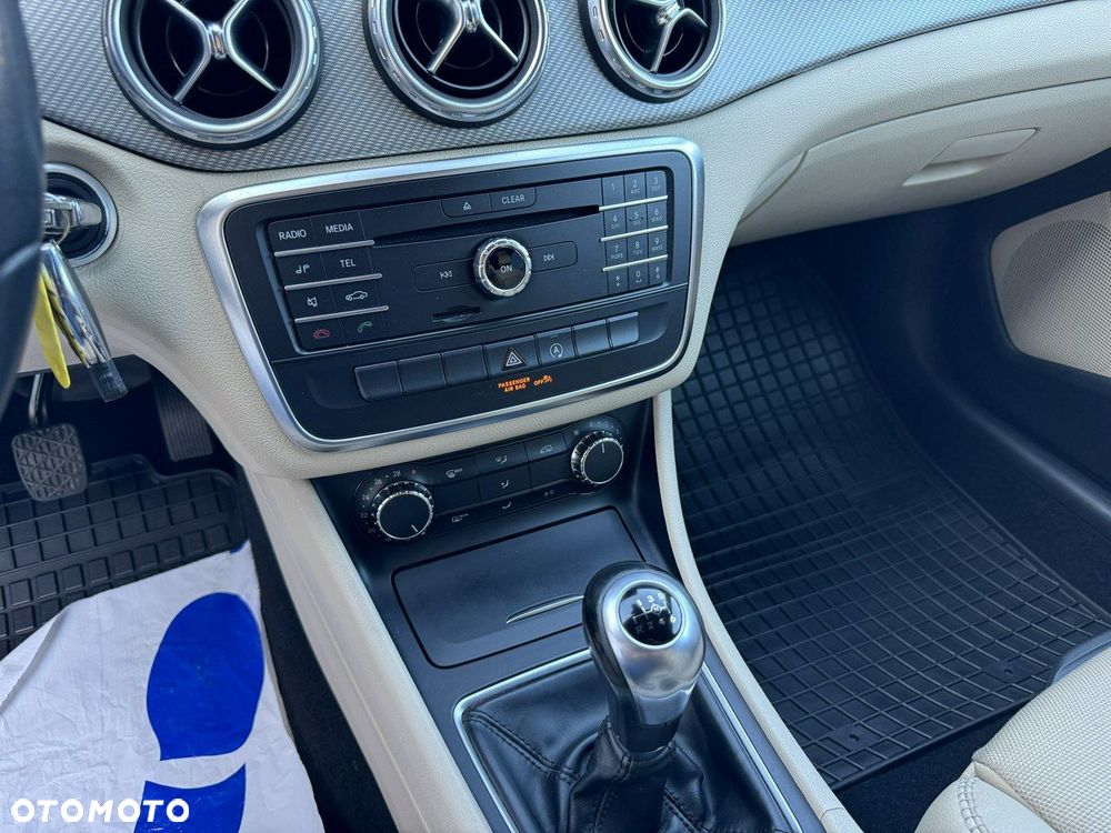 Mercedes-Benz GLA 180 (CDI) d - 29