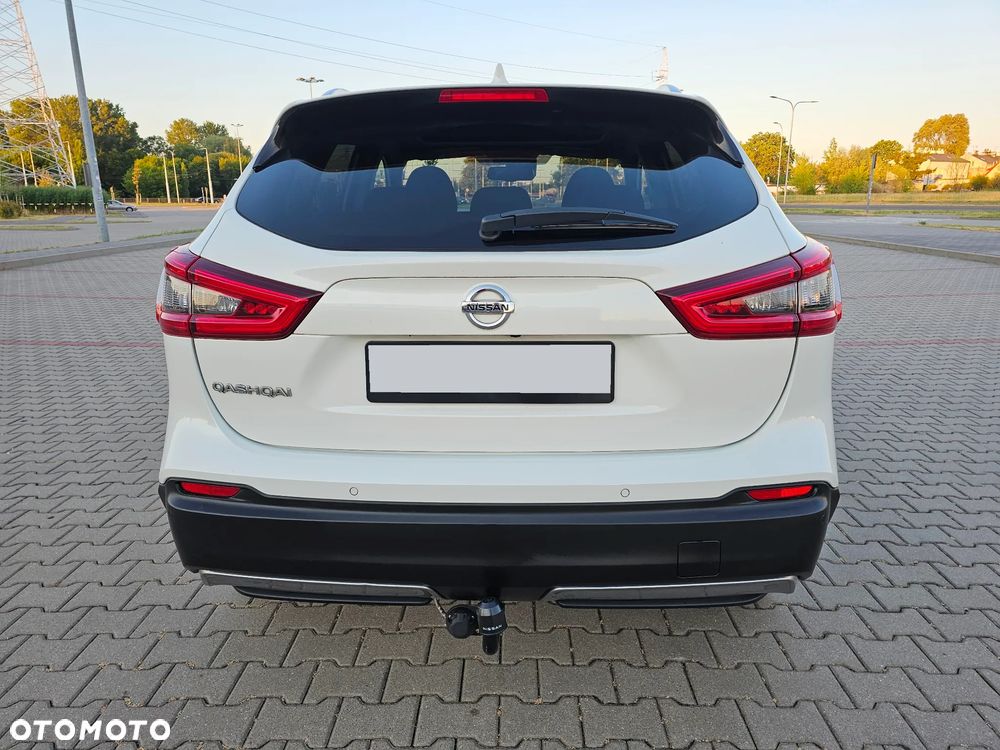 Nissan Qashqai 1.3 DIG-T DCT TEKNA - 10