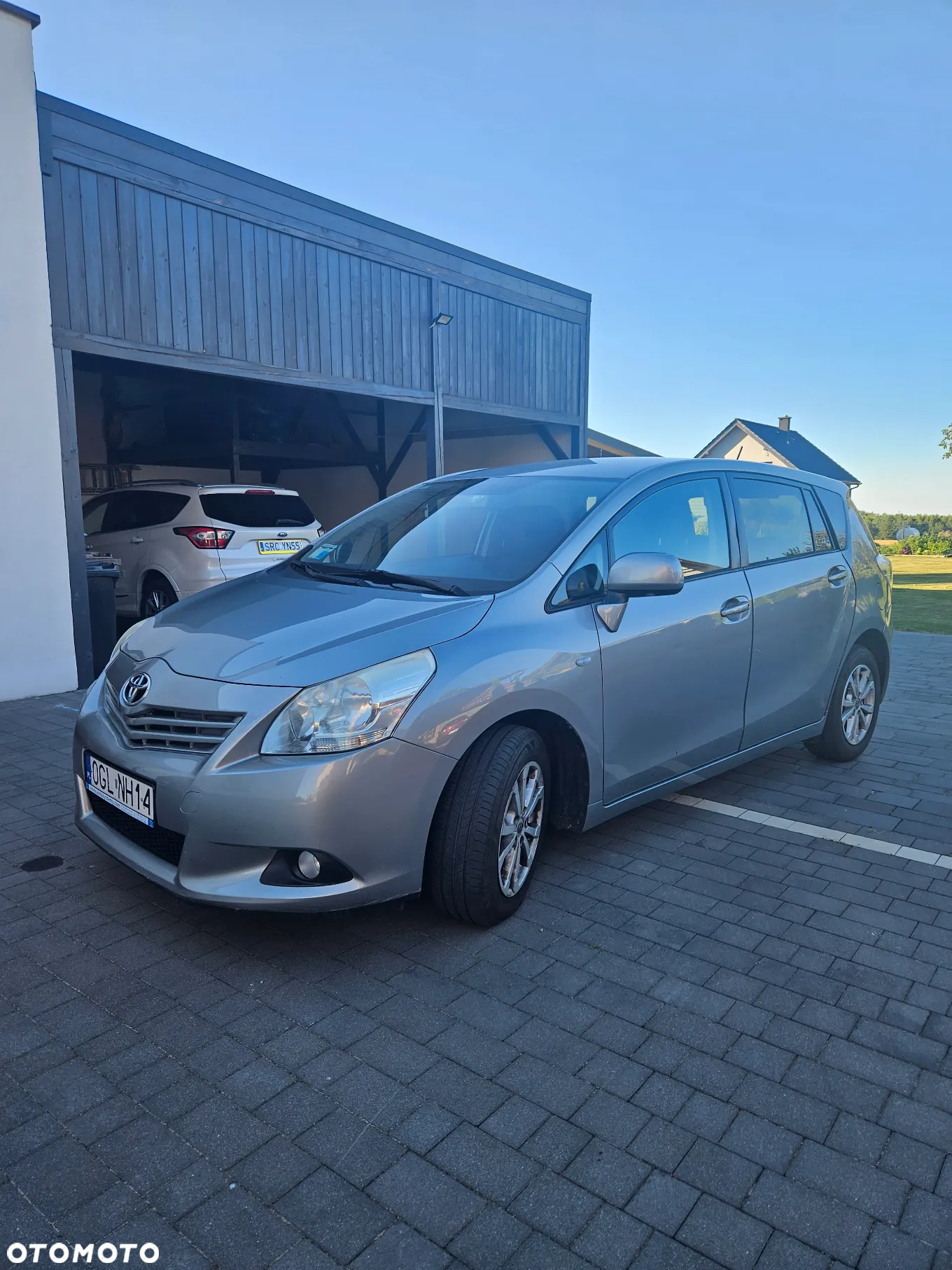 Toyota Verso 2.0 D-4D Luna 7os - 3