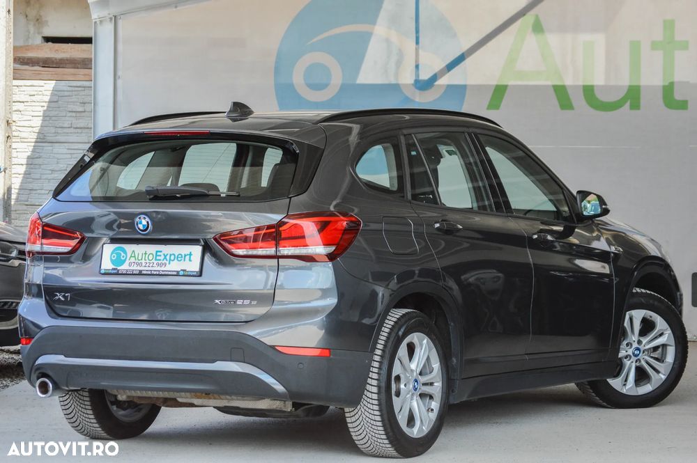 BMW X1 xDrive25e Sport Line - 29