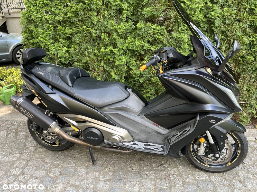 Kymco AK 550 - 9