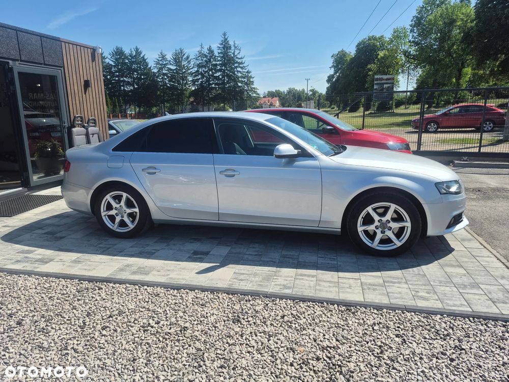 Audi A4 Limousine - 7