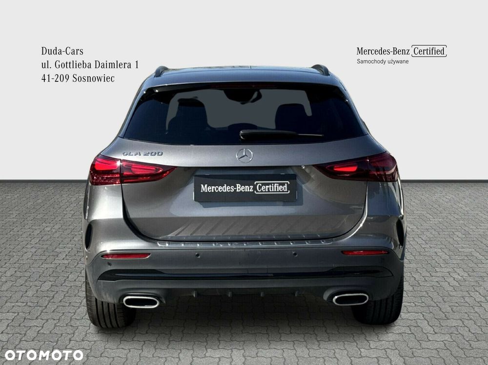 Mercedes-Benz GLA 200 AMG Line - 8
