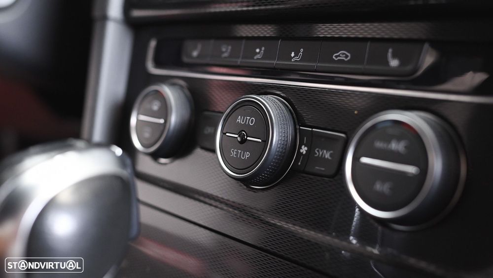 VW Golf 2.0 TSi GTi DSG - 41