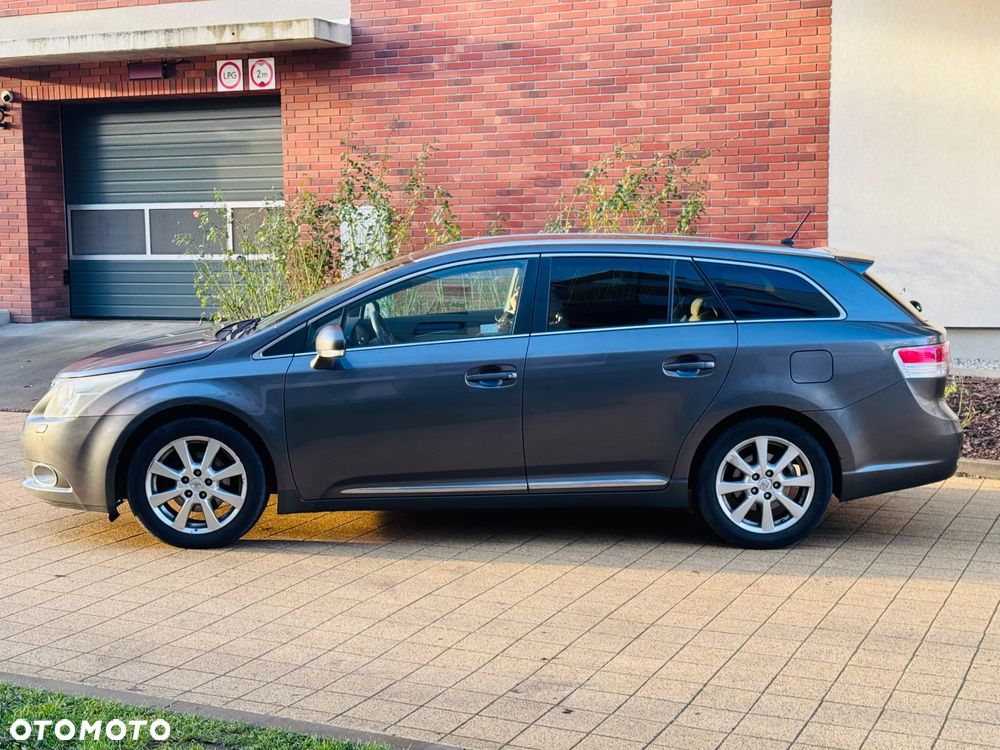Toyota Avensis 2.0 D-4D Sol plus - 6