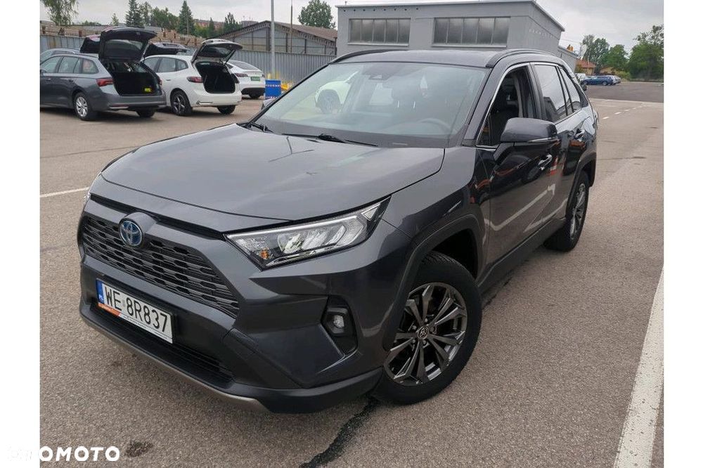 Toyota RAV4 - 1