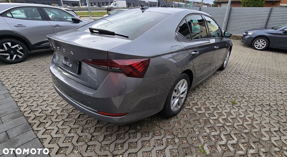 Skoda Octavia 1.5 TSI ACT Ambition - 9