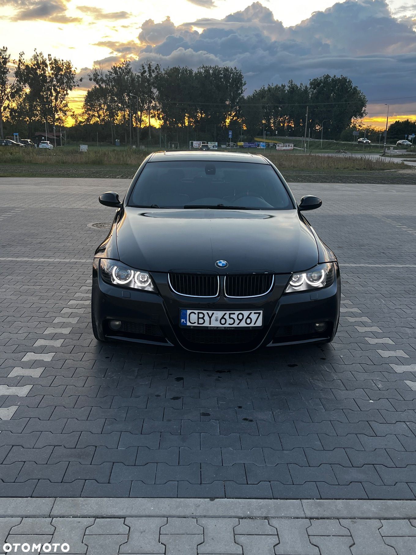 BMW Seria 3 320si - 1