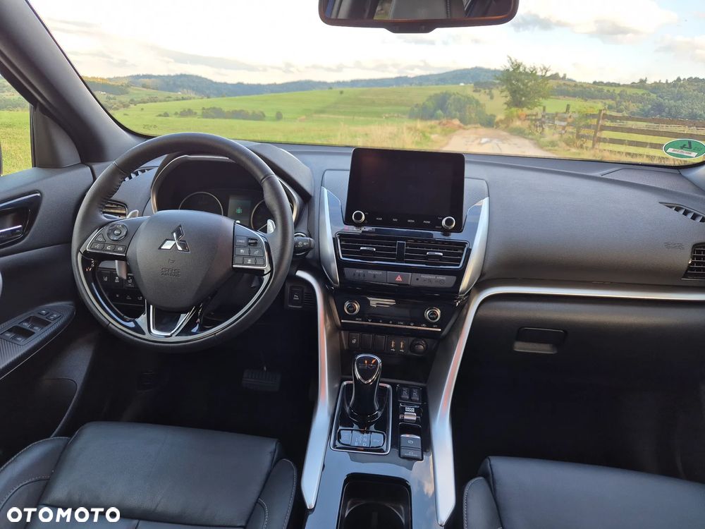 Mitsubishi Eclipse Cross - 13