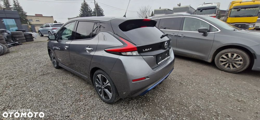 Nissan Leaf 40 kWh TEKNA - 5