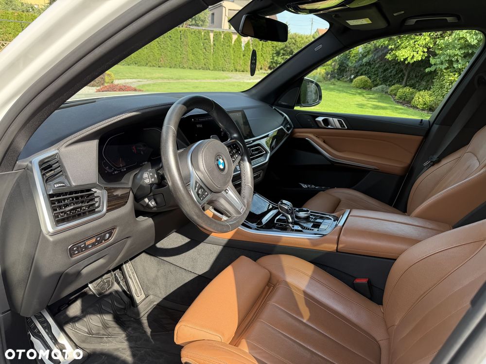 BMW X5 xDrive40i - 7