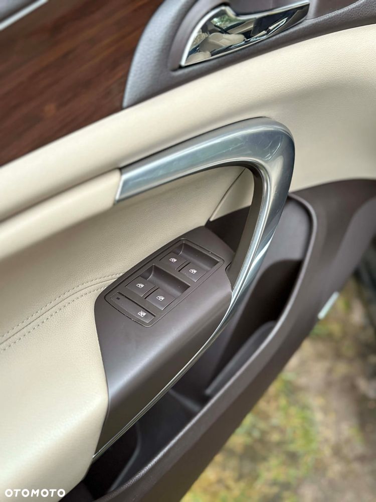 Opel Insignia 2.0 T Edition 4x4 - 11