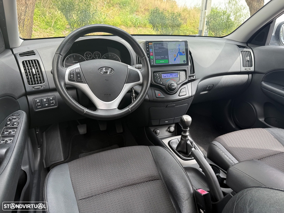 Hyundai i30 CW 1.6 CRDi STyle - 17