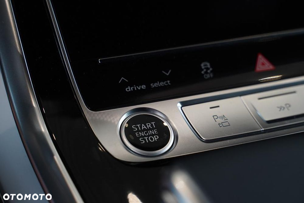 Audi Q8 50 TDI mHEV Quattro Tiptronic - 24