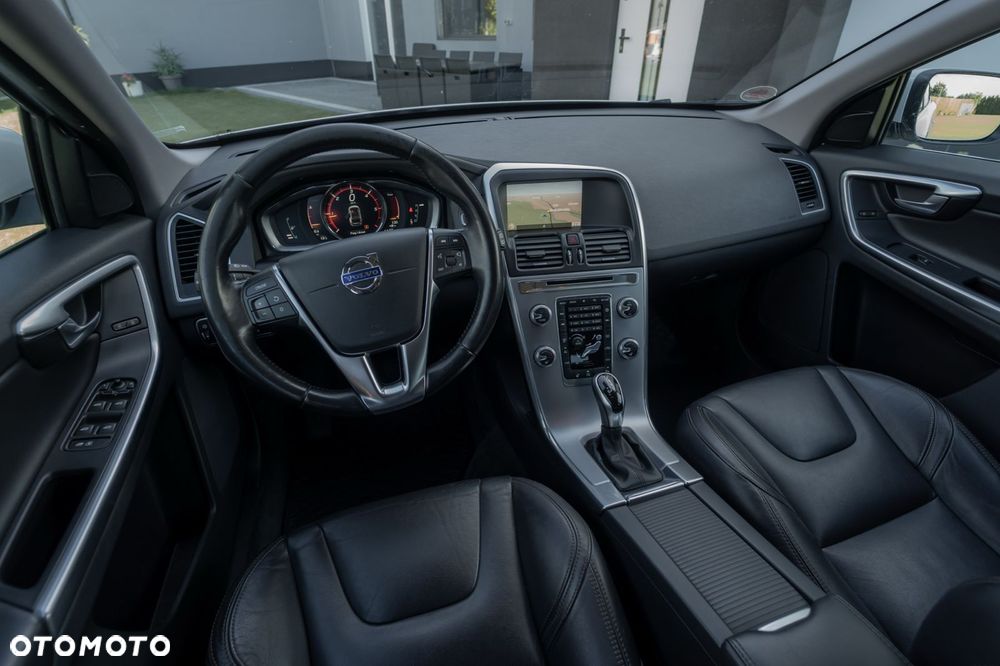 Volvo XC 60 D4 Geartronic Summum - 29