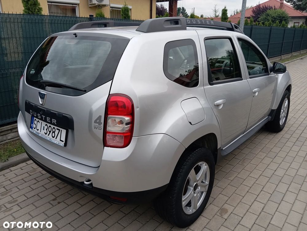 Dacia Duster 1.6 SCe Laureate 4x4 S&S - 4