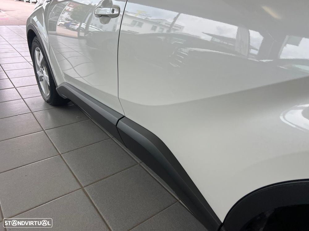 Toyota C-HR 1.8 Hybrid Comfort - 4