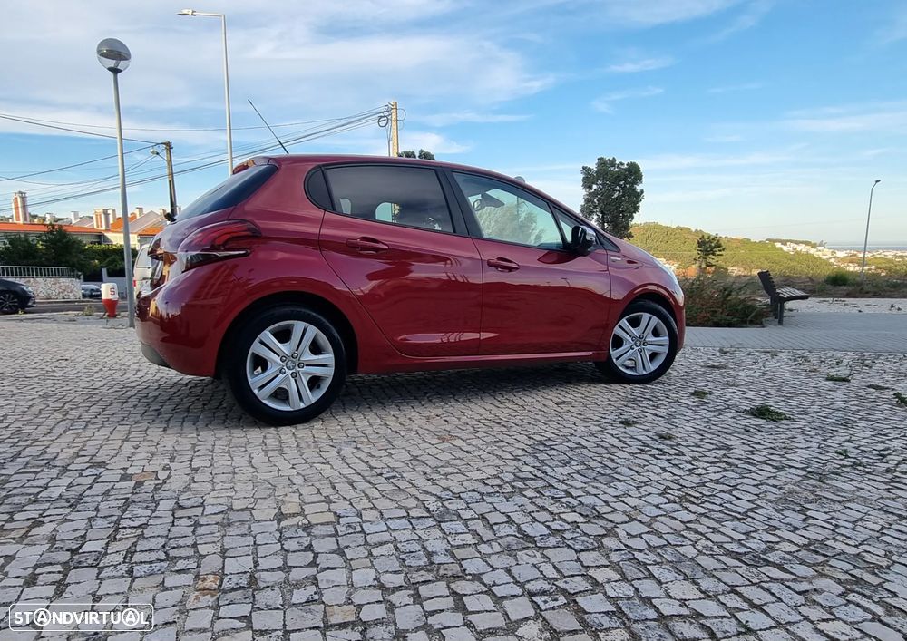 Peugeot 208 1.2 PureTech Style - 8
