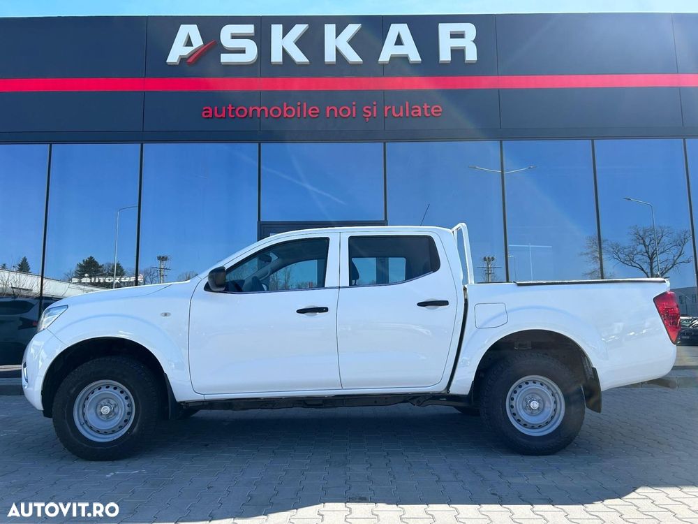 Nissan Navara Double Cab Visia - 10