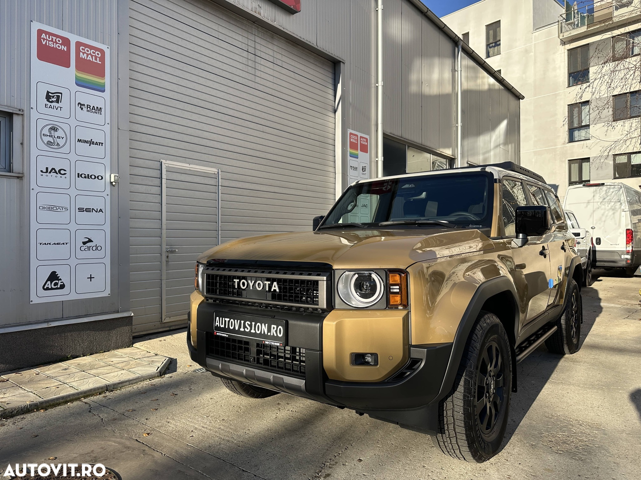 Toyota Land Cruiser 250 - 2