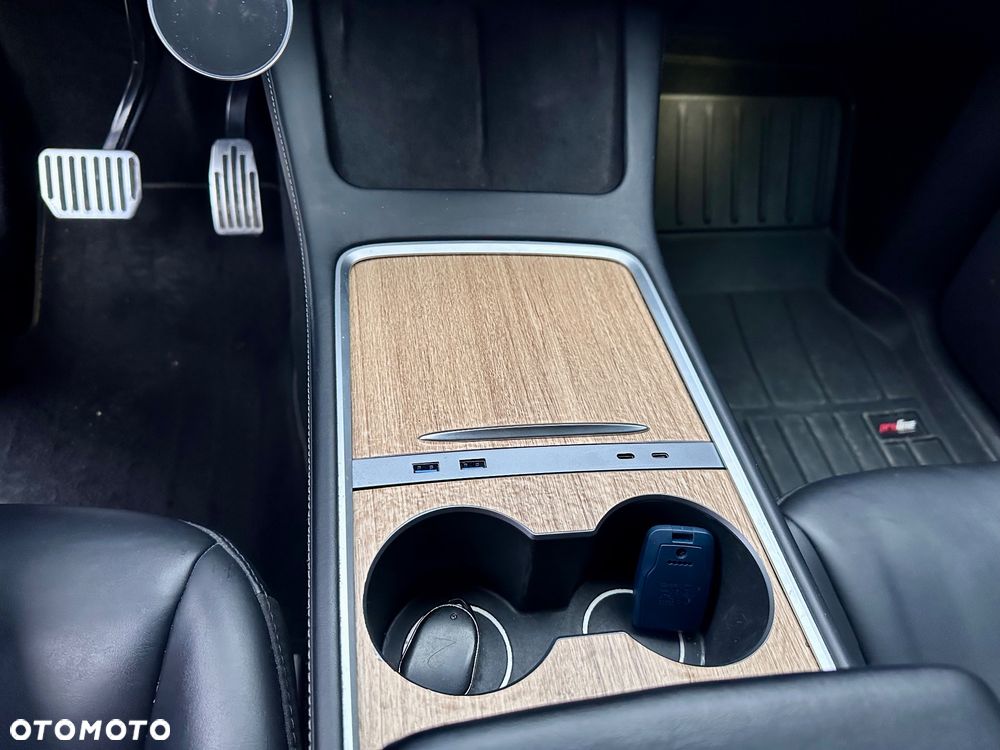 Tesla Y Performance Dual Motor AWD - 20