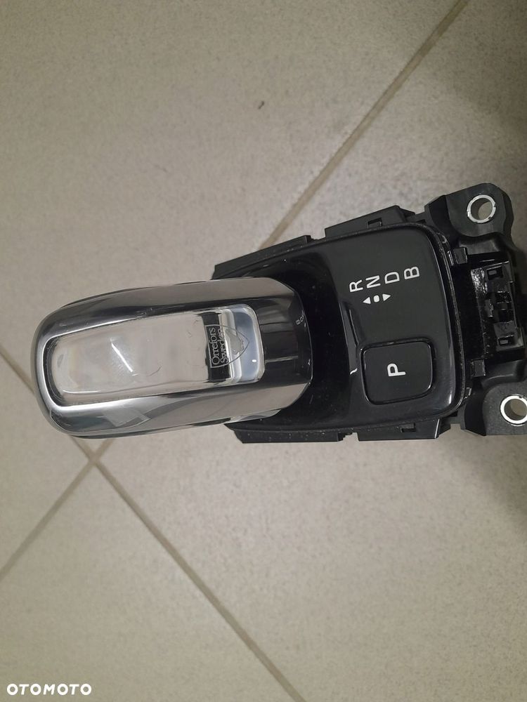 LEWAREK WYBIERAK BIEGÓW SZKŁO AUTOMAT 31492562 VOLVO XC60 II 2020R W-WA - 3