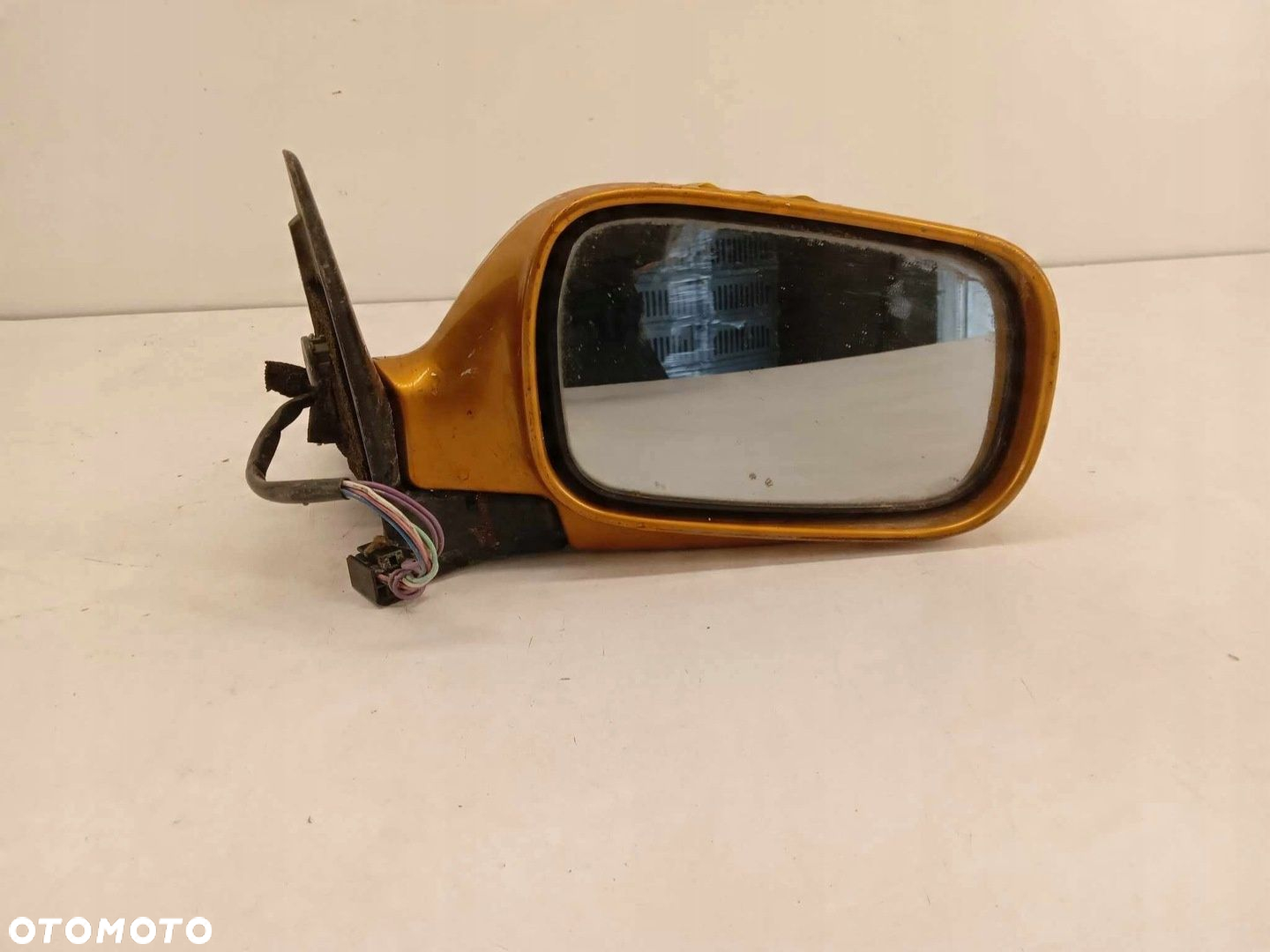 LUSTERKO PRAWE ZEWNĘTRZNE SUBARU LEGACY III 5 PIN - 2