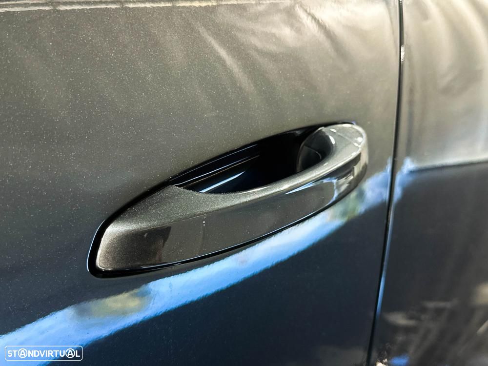 Peugeot 5008 1.2 Hybrid Allure Pack e-DCS6 - 46