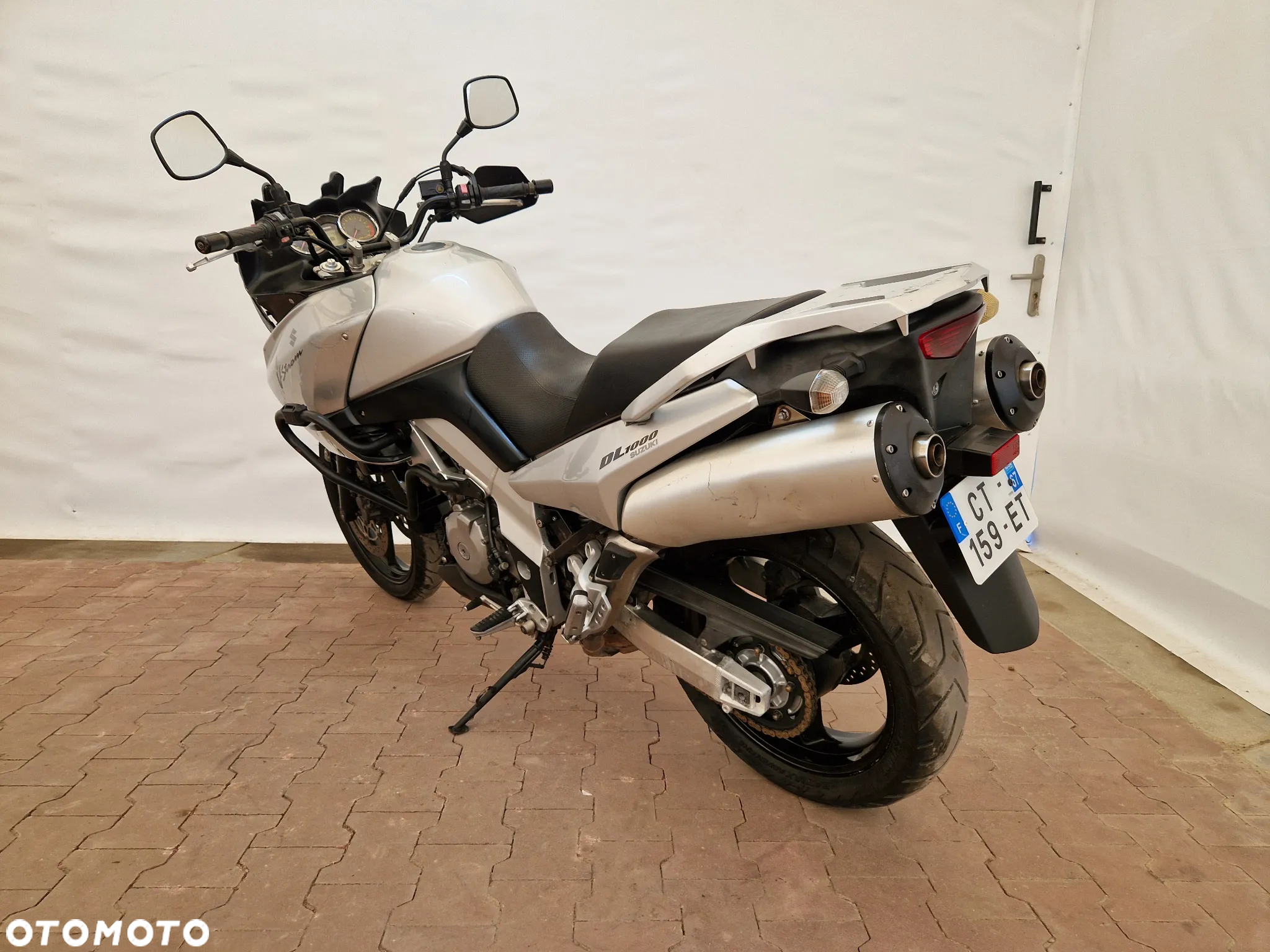 Suzuki DL - 5