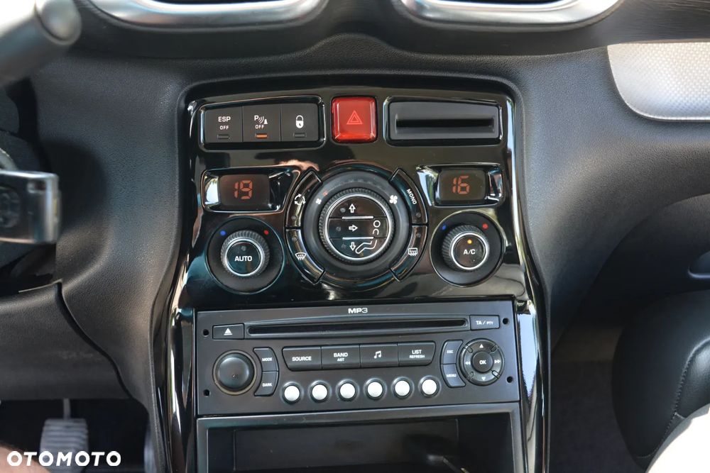 Citroën C3 Picasso 1.6i Exclusive - 20