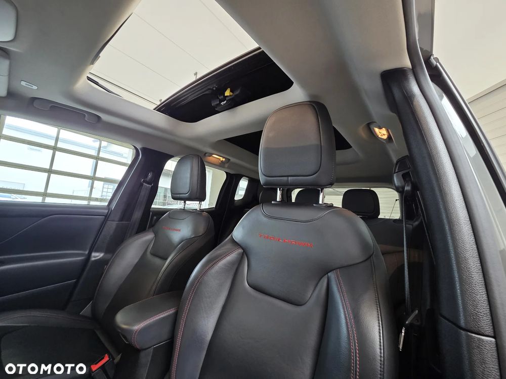 Jeep Renegade - 14