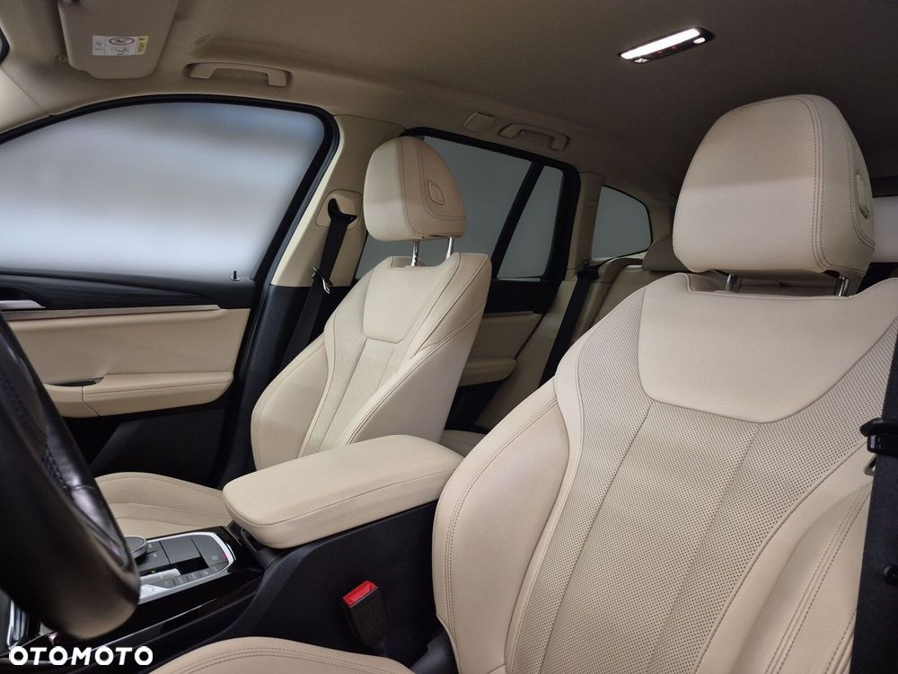 BMW X3 xDrive20d mHEV sport - 13
