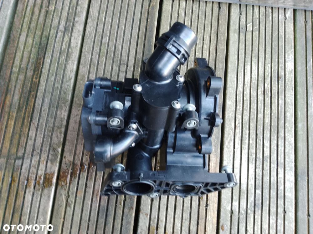 TERMOSTAT 06L121111J WODY AUDI VW SEAT SKODA 06L121111H - 13