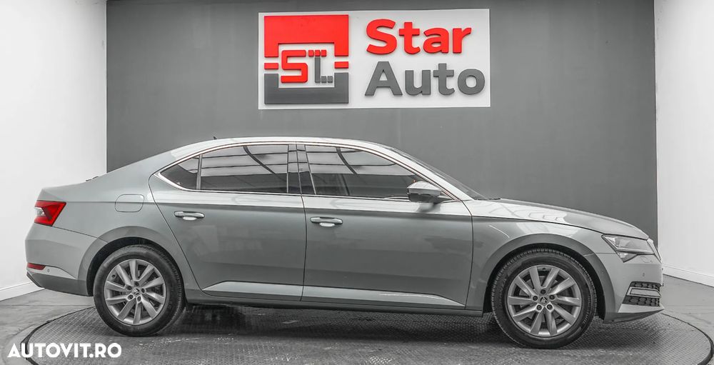 Skoda Superb 2.0 TDI DSG Style - 11