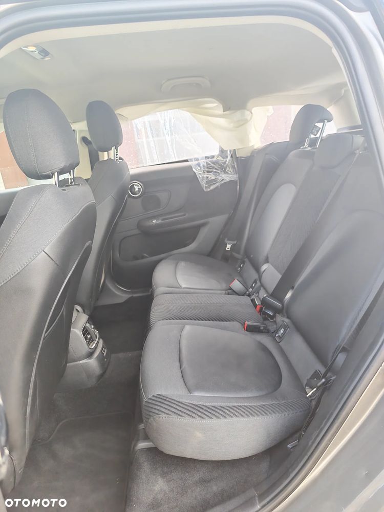 MINI Countryman Cooper Essential Trim - 29
