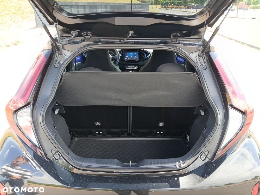 Toyota Aygo X - 13