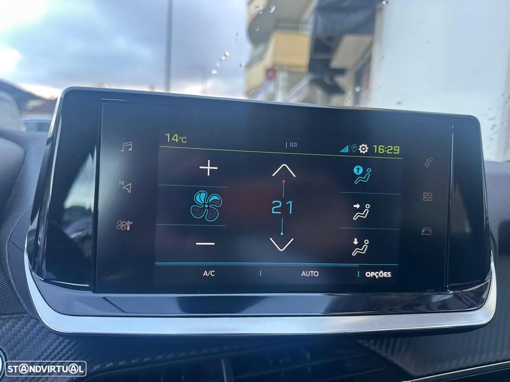 Peugeot e-208 Active Pack - 22