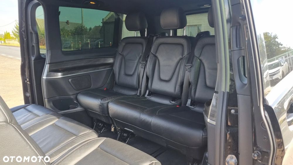 Mercedes-Benz Klasa V 250 d extralang 9G-TRONIC Special Edition Avantgarde - 23
