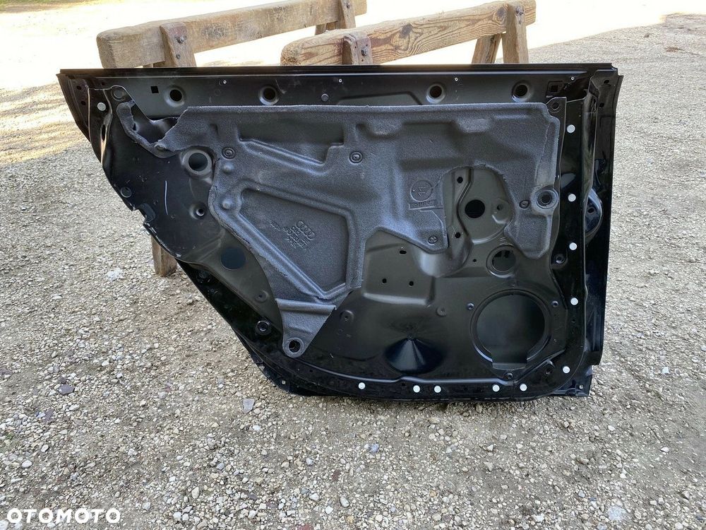 DRZWI TYLNE LEWE AUDI A6 C6 04- 4F0 - 5