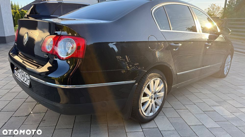 Volkswagen Passat 1.9 TDI Trendline - 3