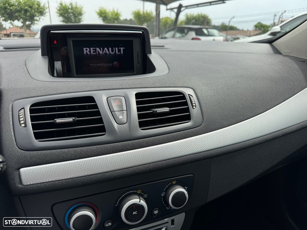 Renault Megane Coupe 1.5 DCI Van c/Iva Dedutivel - 14