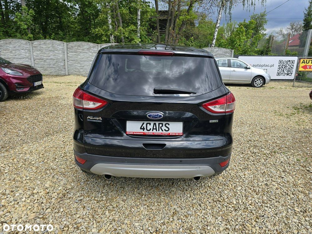 Ford Kuga 1.6 EcoBoost 2x4 Titanium - 23